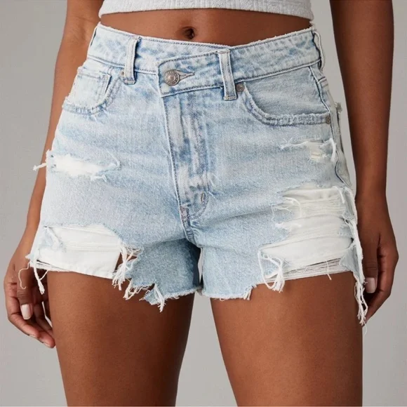 American Eagle Strigid Denim Mom Short Distressed Womens 4 Blue - Picture 9 of 9